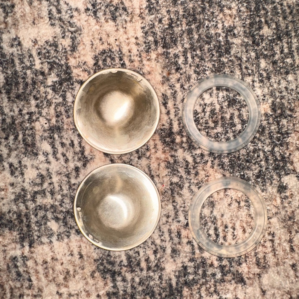 Silverettes XL and O Feel Rings The Original Silver Nursing Cups